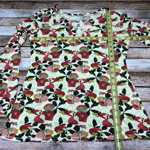 Lucy Split Neck Floral Top - Picture 5 of 7